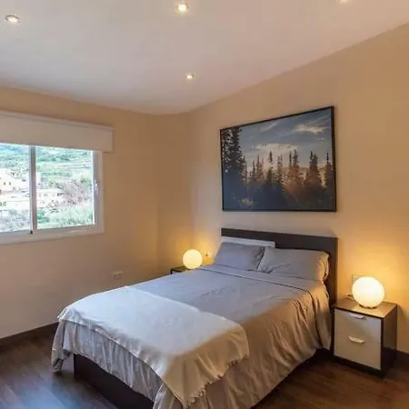 בית נופש Light & Spacious Penthouse *terrace *amazing Views *