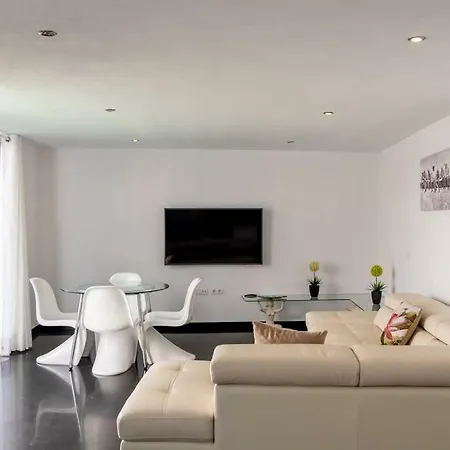 Light & Spacious Penthouse *terrace *amazing Views *