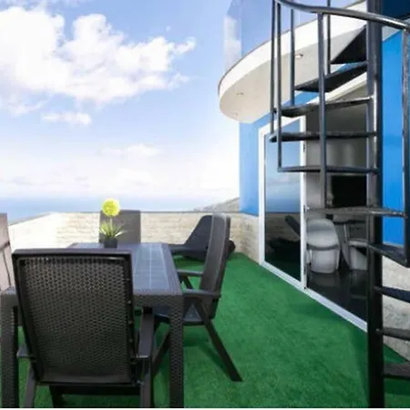 Semesterbostad Light & Spacious Penthouse *terrace *amazing Views